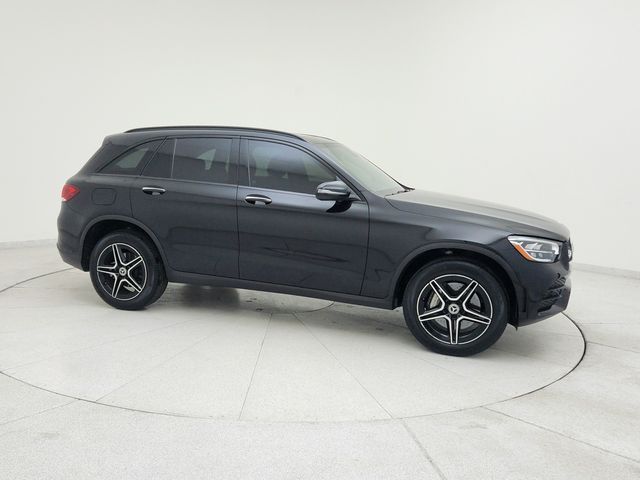 2022 Mercedes-Benz GLC 300