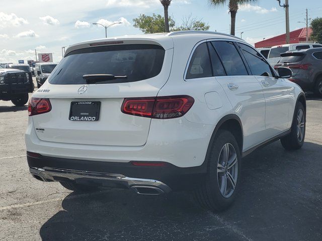 2022 Mercedes-Benz GLC 300