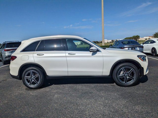 2022 Mercedes-Benz GLC 300