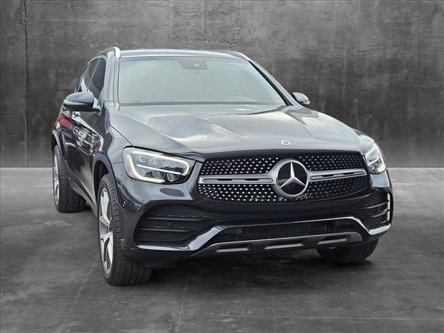 2022 Mercedes-Benz GLC 300