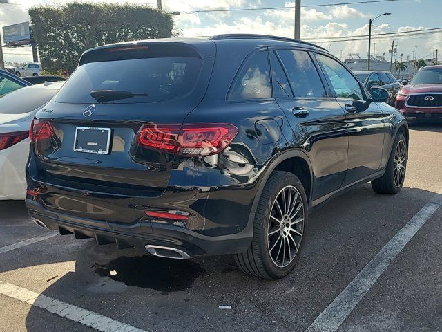 2022 Mercedes-Benz GLC 300