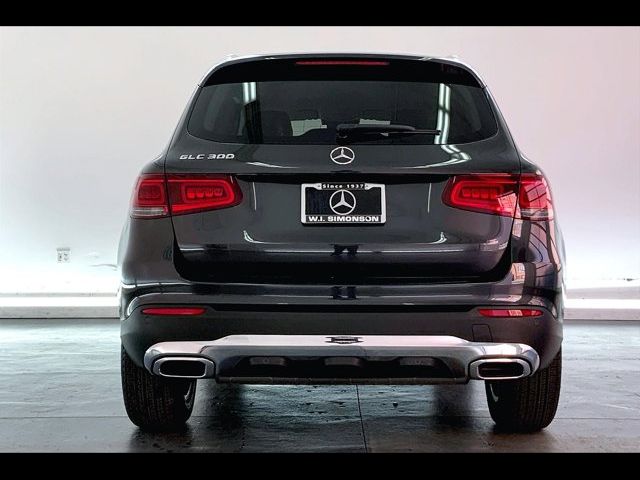 2022 Mercedes-Benz GLC 300