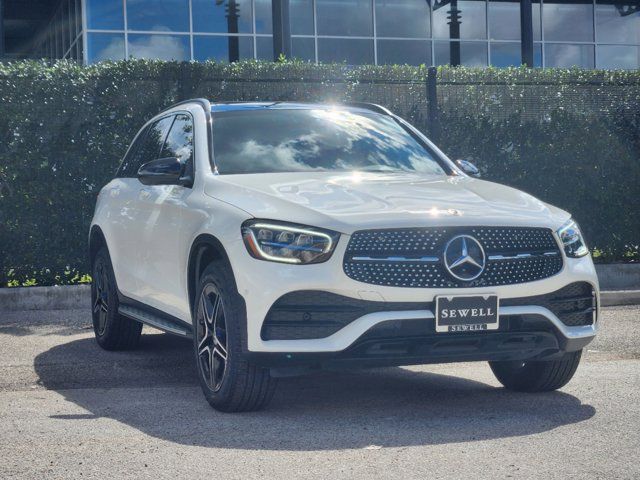 2022 Mercedes-Benz GLC 300