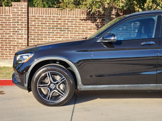 2022 Mercedes-Benz GLC 300