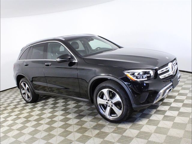 2022 Mercedes-Benz GLC 300