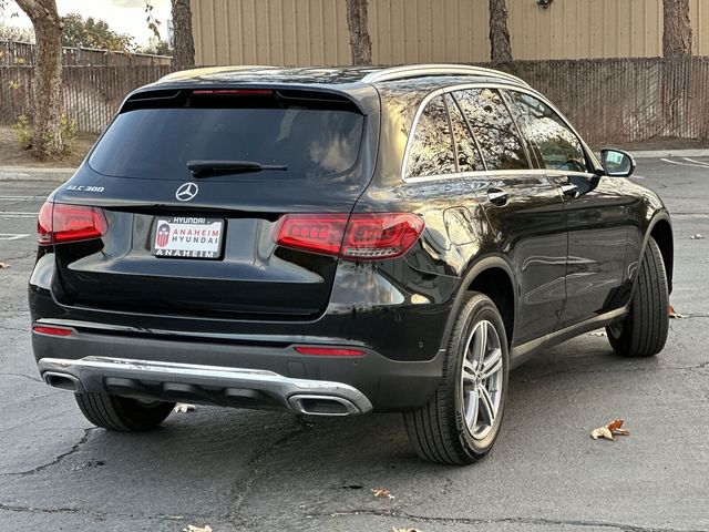 2022 Mercedes-Benz GLC 300