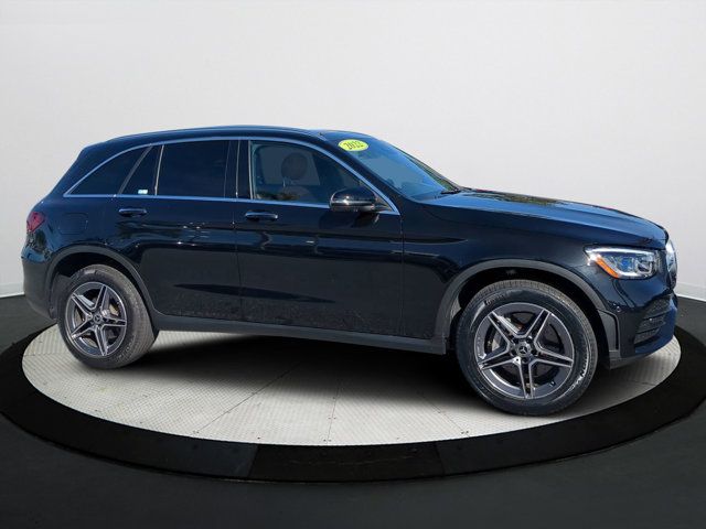 2022 Mercedes-Benz GLC 300