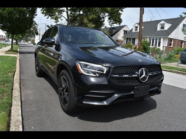 2022 Mercedes-Benz GLC 300