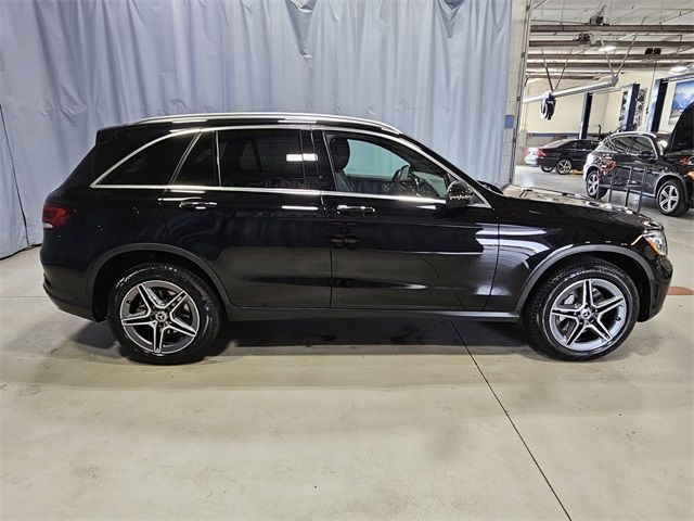 2022 Mercedes-Benz GLC 300