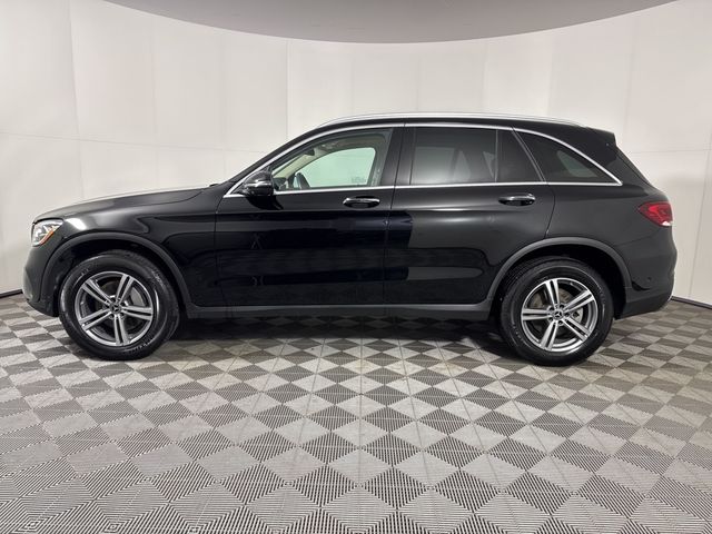 2022 Mercedes-Benz GLC 300