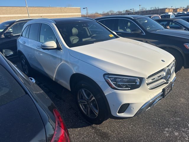 2022 Mercedes-Benz GLC 300