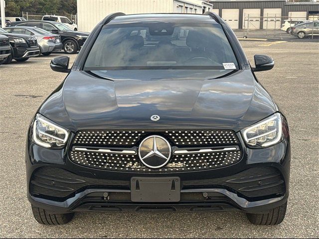 2022 Mercedes-Benz GLC 300