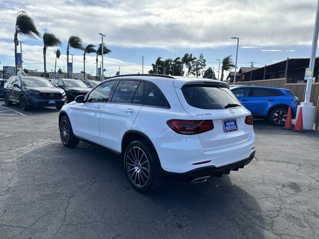 2022 Mercedes-Benz GLC 300