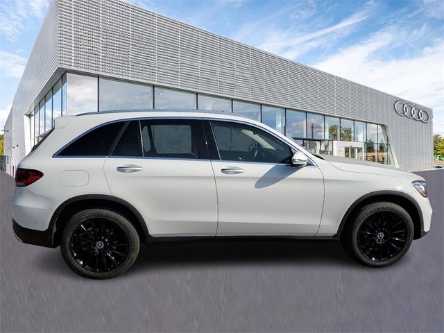 2022 Mercedes-Benz GLC 300