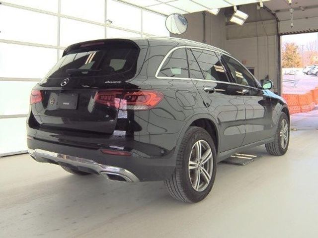 2022 Mercedes-Benz GLC 300