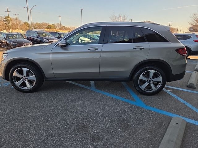 2022 Mercedes-Benz GLC 300