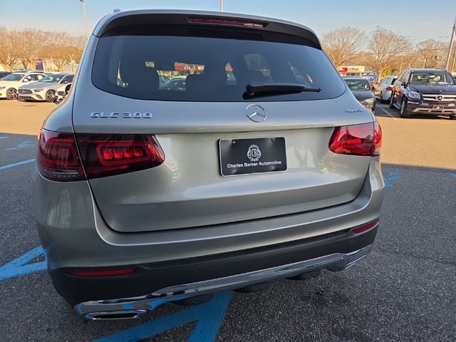 2022 Mercedes-Benz GLC 300