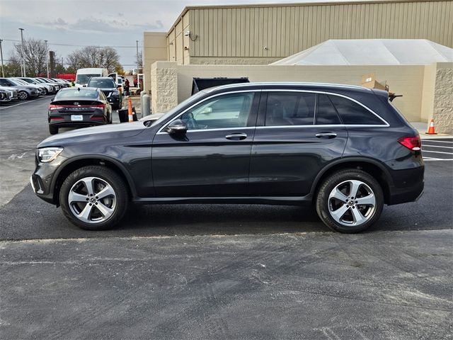 2022 Mercedes-Benz GLC 300