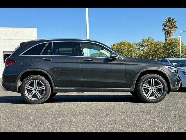 2022 Mercedes-Benz GLC 300