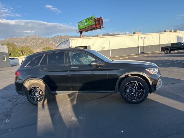 2022 Mercedes-Benz GLC 300