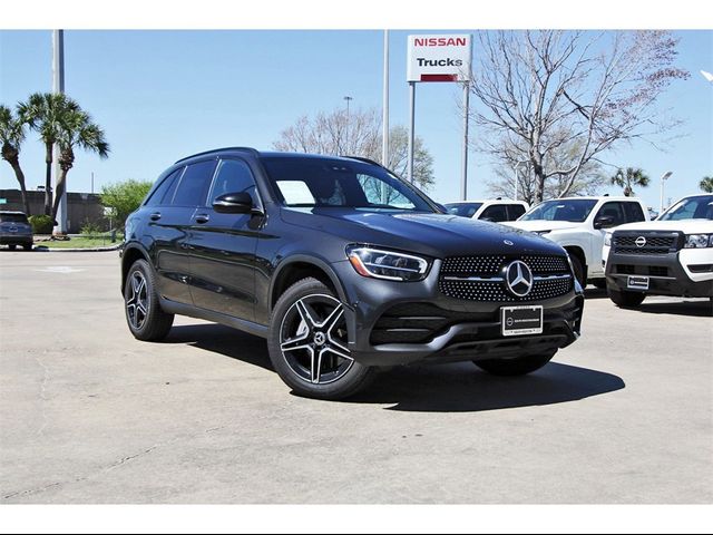 2022 Mercedes-Benz GLC 300