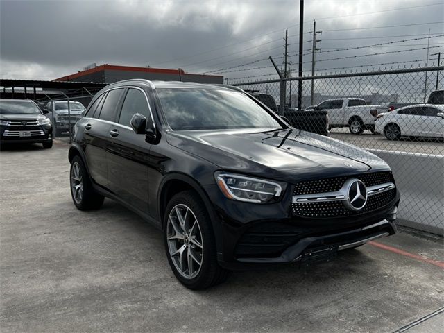 2022 Mercedes-Benz GLC 300