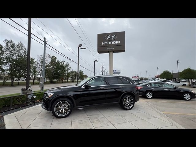 2022 Mercedes-Benz GLC 300