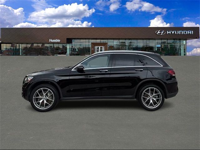 2022 Mercedes-Benz GLC 300