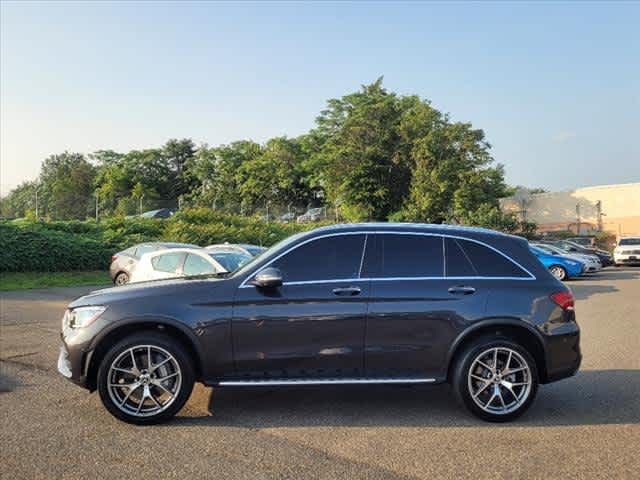 2022 Mercedes-Benz GLC 300