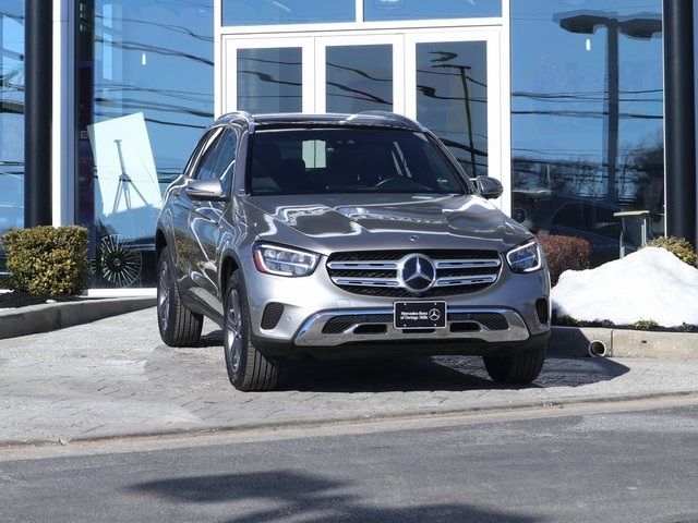 2022 Mercedes-Benz GLC 300