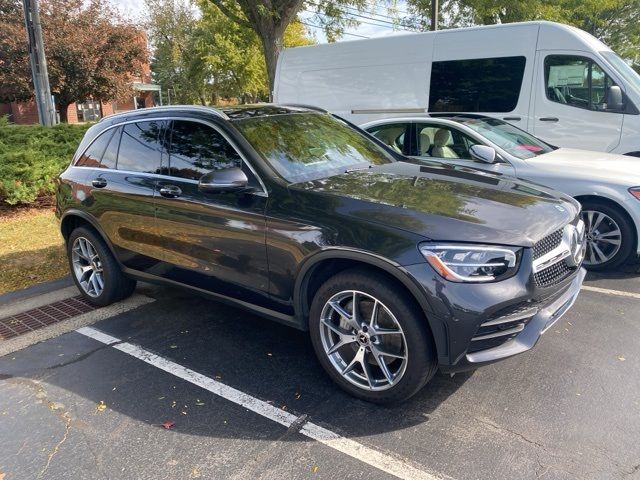 2022 Mercedes-Benz GLC 300