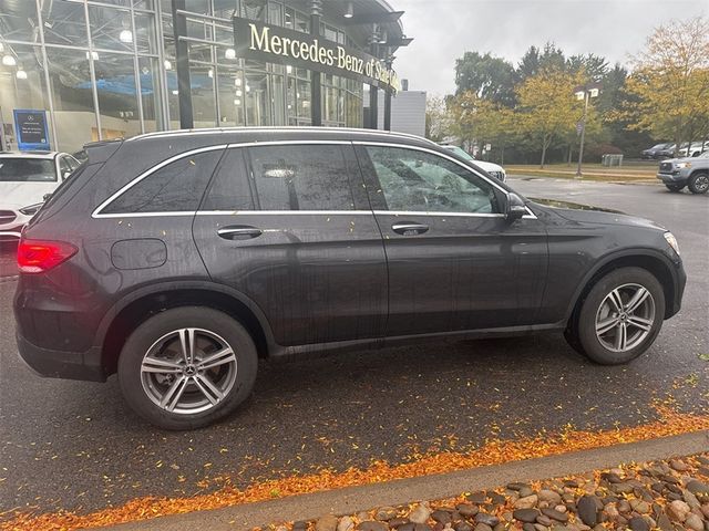 2022 Mercedes-Benz GLC 300