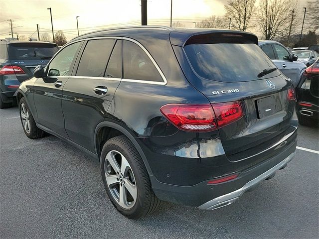 2022 Mercedes-Benz GLC 300