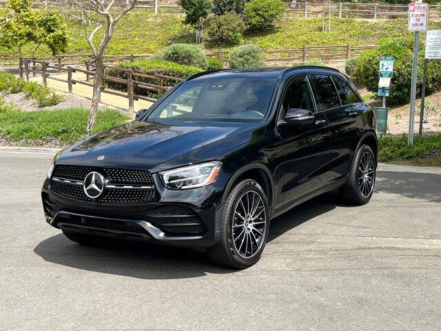 2022 Mercedes-Benz GLC 300