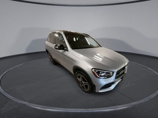 2022 Mercedes-Benz GLC 300