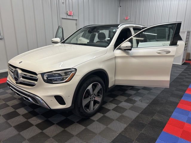 2022 Mercedes-Benz GLC 300