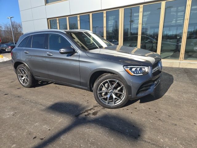 2022 Mercedes-Benz GLC 300