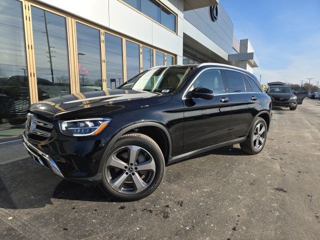 2022 Mercedes-Benz GLC 300