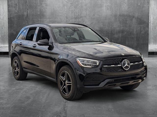 2022 Mercedes-Benz GLC 300