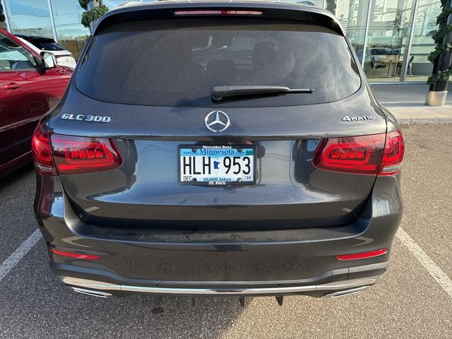 2022 Mercedes-Benz GLC 300