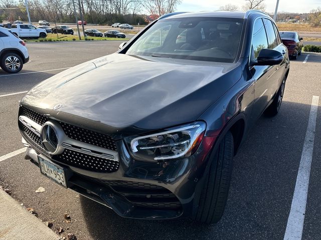 2022 Mercedes-Benz GLC 300