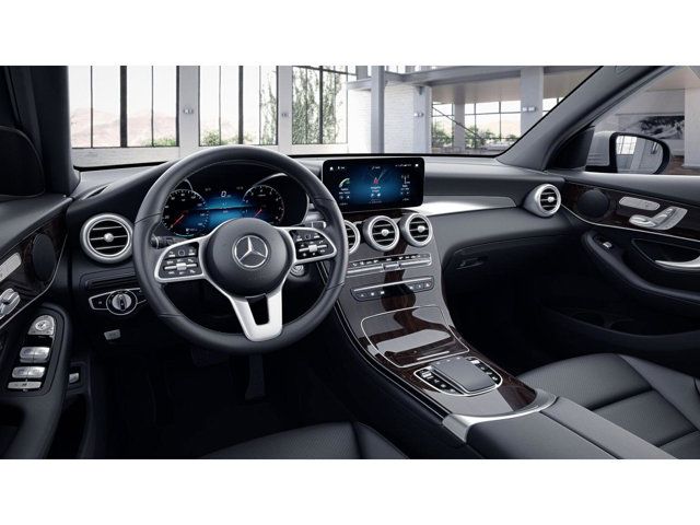 2022 Mercedes-Benz GLC 300