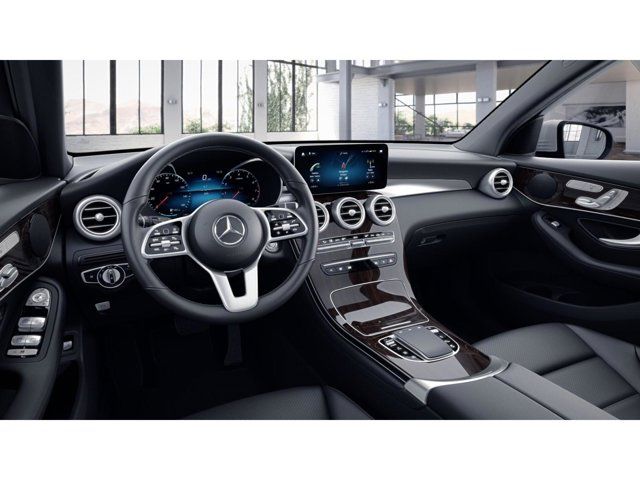 2022 Mercedes-Benz GLC 300