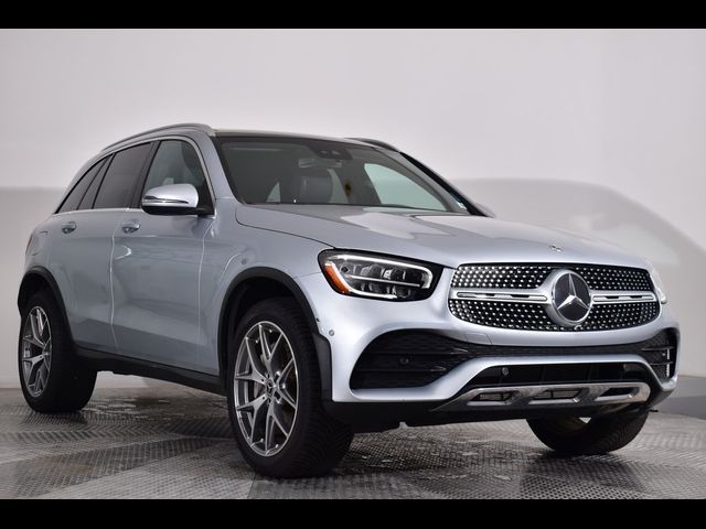 2022 Mercedes-Benz GLC 300