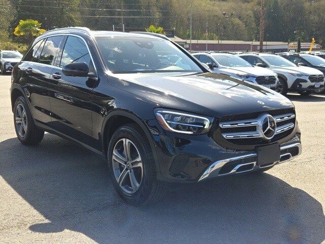 2022 Mercedes-Benz GLC 300