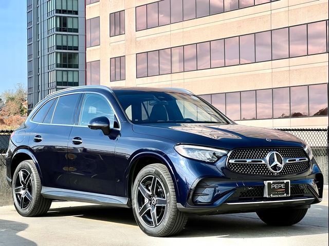 2022 Mercedes-Benz GLC 300