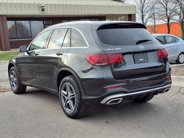 2022 Mercedes-Benz GLC 300