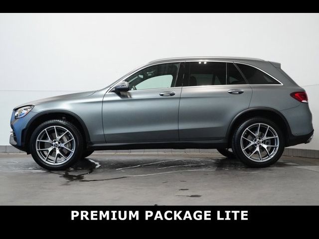 2022 Mercedes-Benz GLC 300