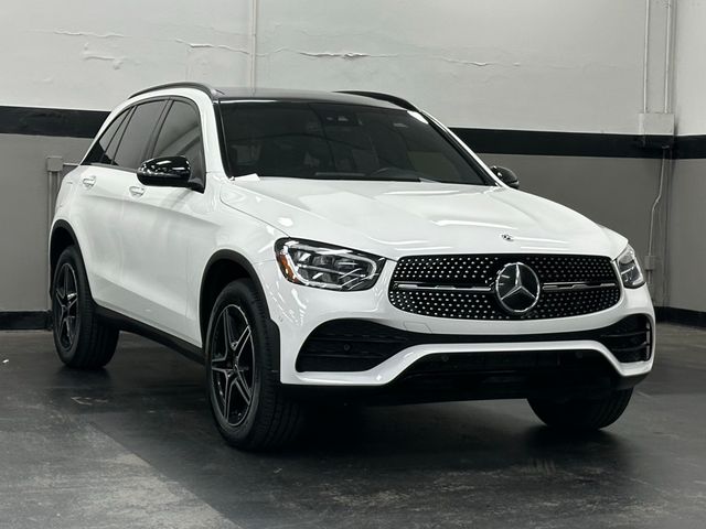 2022 Mercedes-Benz GLC 300