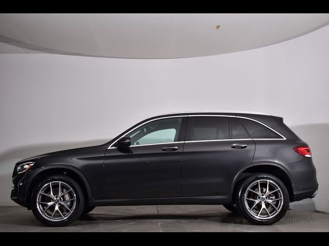 2022 Mercedes-Benz GLC 300